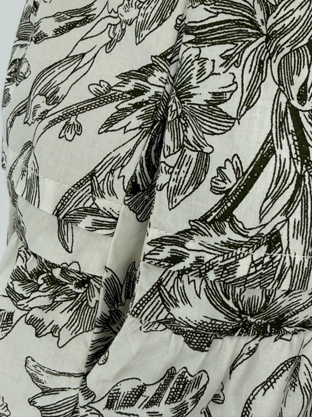 Caroline Constas Floral Wrap Mini Dress Puff Sleeve Romantic Summer Boho Chic - Picture 6 of 16